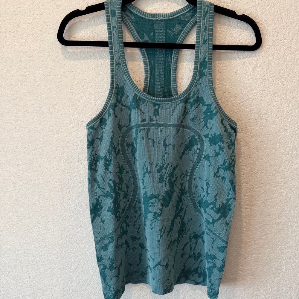 Lululemon Swiftly Tech Racerback Tank Top 2.0 Teal Green Camo Size 6